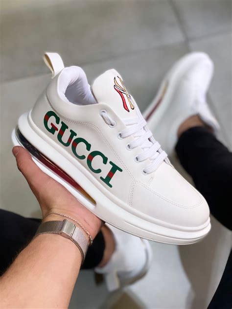 precio de tenis gucci